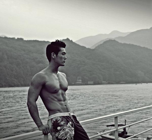 Hàng triệu cô gái Hàn Quốc muốn về trường tiểu học vì chàng trai này-4