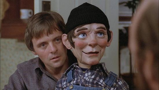 Không chỉ có Annabelle, màn ảnh thế giới còn nhiều búp bê ma đáng sợ hơn thế-6