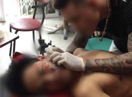 9X Đà Nẵng xăm hình người yêu cũ lên ngực-2