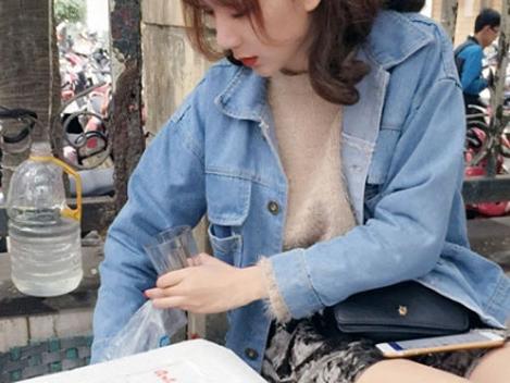 Bí mật về cô 'con gái rượu' bán trà đá của sếp