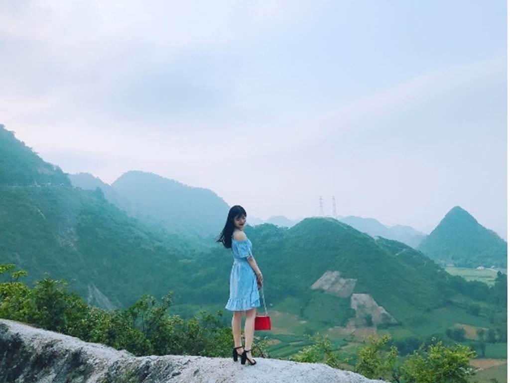 Ngỡ ngàng ngọn đèo phủ đầy 'tuyết' trắng đẹp như châu Âu ở Hòa Bình-9