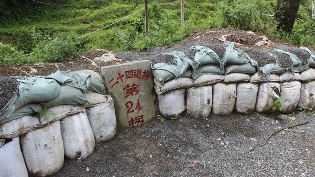 Con đường 24 khúc cua đầy hiểm nguy-5