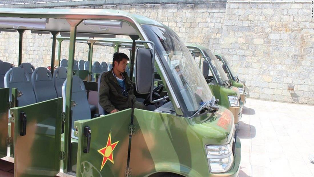 Con đường 24 khúc cua đầy hiểm nguy-7