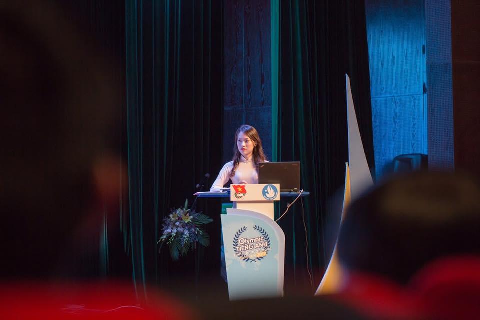 Hot girl - hot boy Việt 16/8: Khánh Linh 'dọa' sa thải nhân viên nếu không gửi lời chúc sinh nhật-5