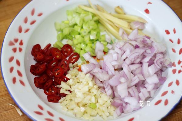 Mát trời mà có bát ngao hấp nấm cay nóng hổi thế này thì còn gì bằng-4