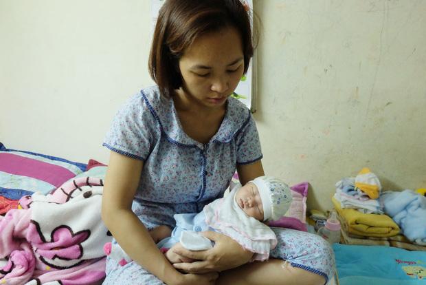 Bé gái hơn 10 ngày tuổi bị bỏ rơi ở Hà Nội và lá thư đẫm nước mắt của người mẹ-2