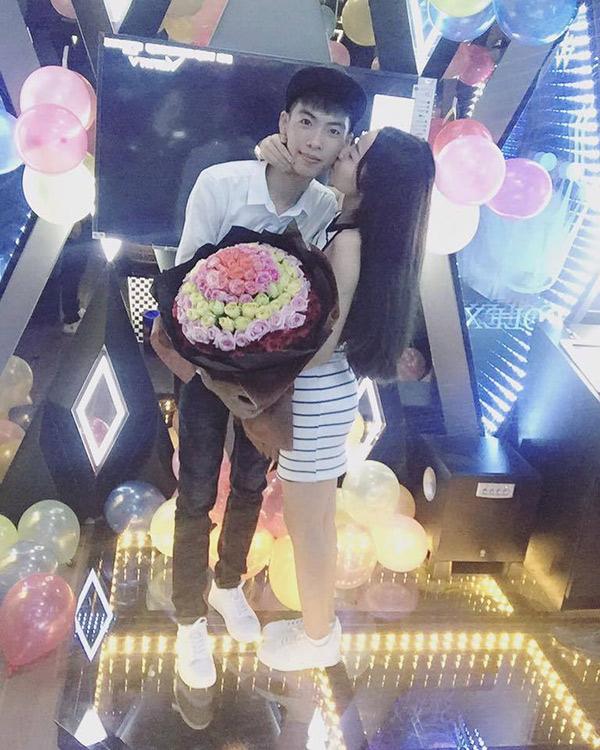 Sau 2 năm yêu xa, chàng trai làm một việc khiến cô gái ngỡ ngàng đến phát khóc-2