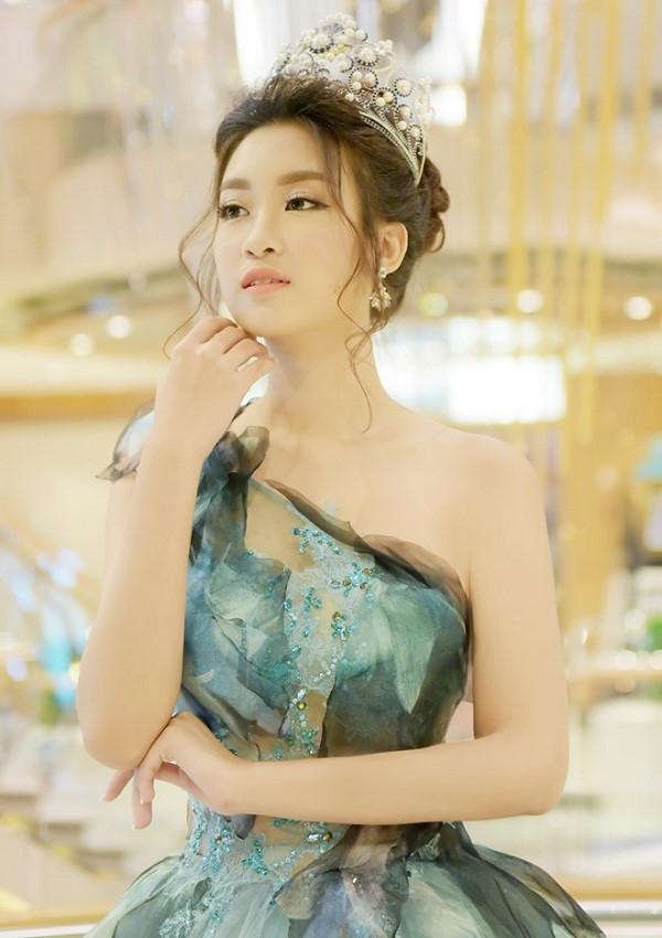 Hoa hậu Đỗ Mỹ Linh là đại diện chính thức của Việt Nam tại 'Miss World 2017'-2