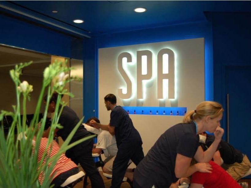 Những sân bay tuyệt đến mức dù bị hoãn chuyến, khách cũng khó bực mình-5