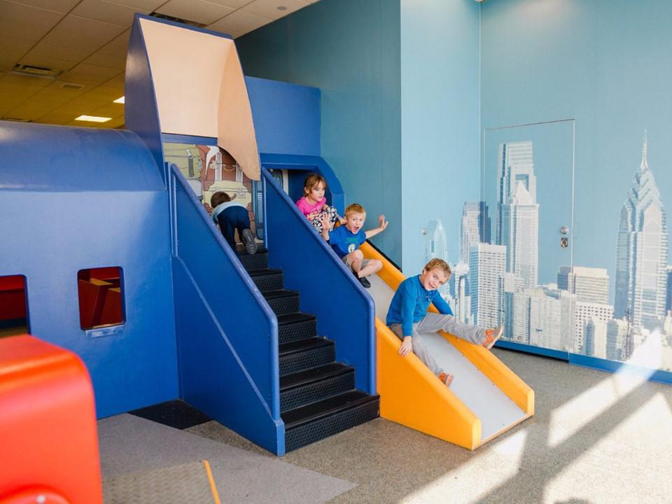 Những sân bay tuyệt đến mức dù bị hoãn chuyến, khách cũng khó bực mình-12