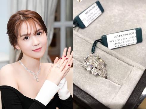 Ngọc Trinh bỏ trốn khỏi đám cưới vẫn đẹp nao lòng-10