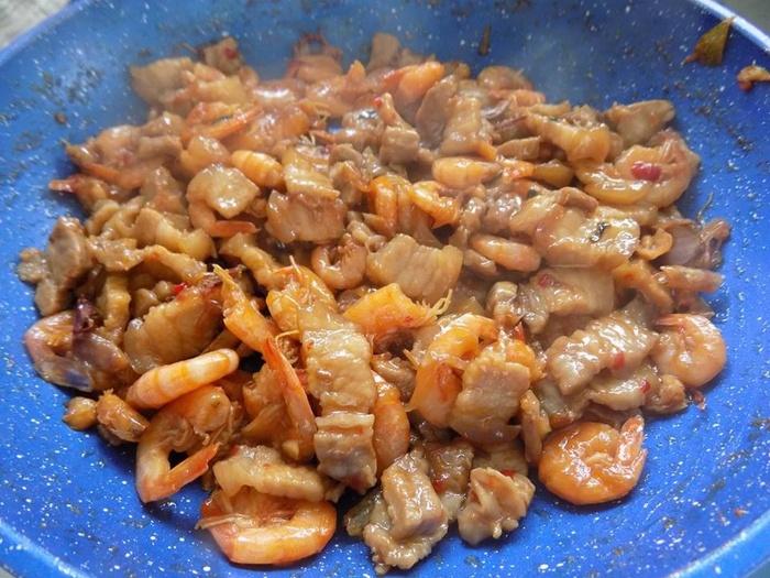 Cứ làm bánh bột lọc nhân tôm thịt ngon nức nở thế này bảo sao ăn hoài không chán!-2