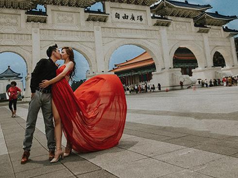 Rủ bạn bàn bên chụp chung tấm ảnh, chàng trai không ngờ 8 năm sau cô ấy chính là vợ mình-6