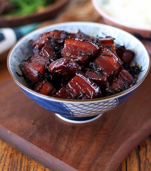 Thịt lợn kho chè, bạn đã thử chưa, ngon tuyệt đỉnh luôn đó-1