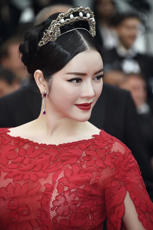 Sao Việt tô son đậm huyền thoại: Người đỉnh cao sang trọng, kẻ chìm xuồng quê mùa-3