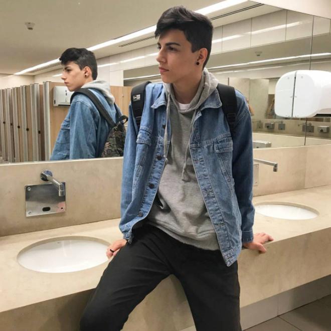 16 tuổi đã đẹp trai vậy, vài năm nữa kiểu gì cũng thành soái ca thôi-11