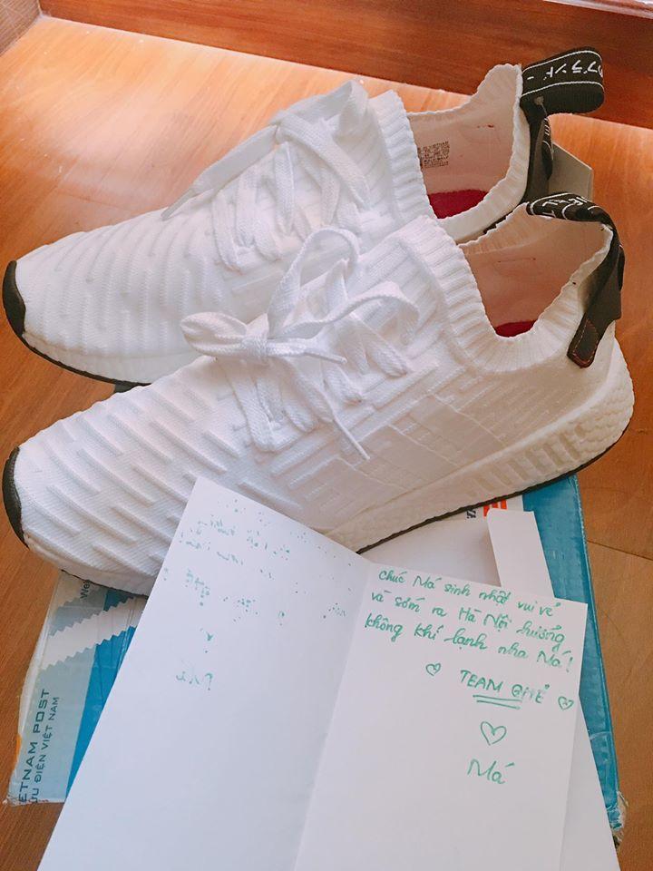 Hot girl - hot boy Việt 18/8: Phở - SunHt công khai ảnh 'khóa môi'-6