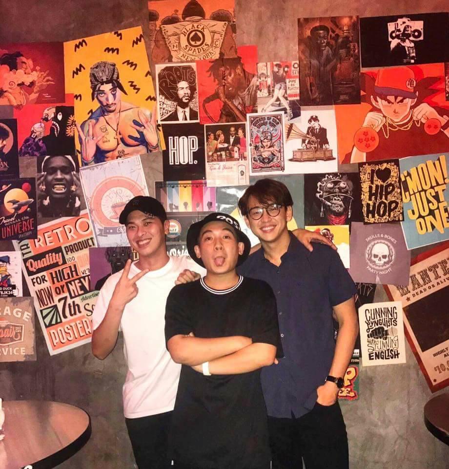 Hot girl - hot boy Việt 18/8: Phở - SunHt công khai ảnh 'khóa môi'-11