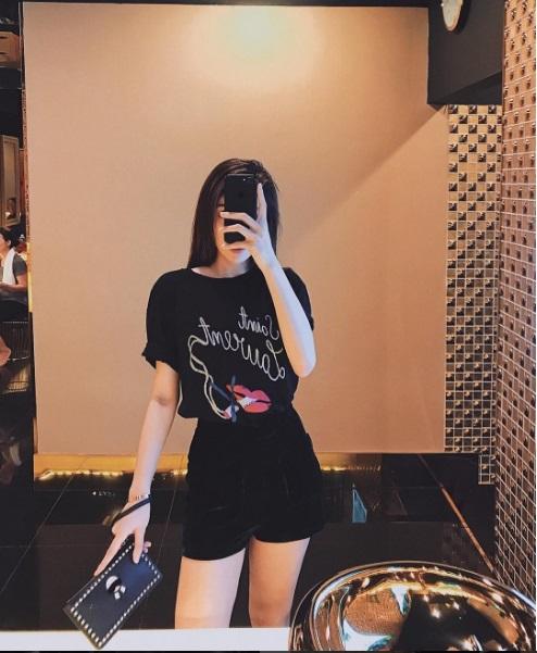 Mỗi lần xuất hiện Kỳ Duyên lại có thêm một món đồ hiệu xa xỉ đáng ghen tị-2