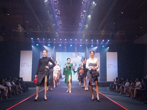 Những thảm họa nội y của gái đoảng nơi công cộng-8