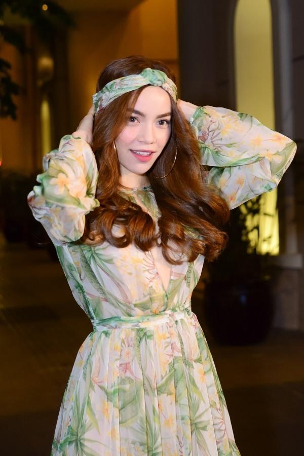 Muôn kiểu biến hóa khăn turban đẹp xuất sắc của dàn mỹ nhân Việt-2