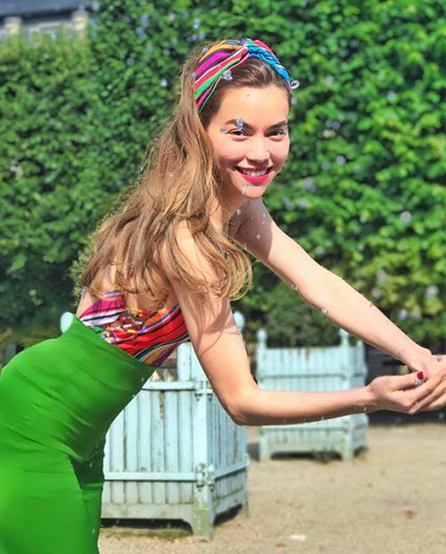 Muôn kiểu biến hóa khăn turban đẹp xuất sắc của dàn mỹ nhân Việt-3