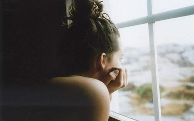 Từng trải nhiều rồi cũng hiểu, chẳng ai thương mình bằng tự mình thương mình-1