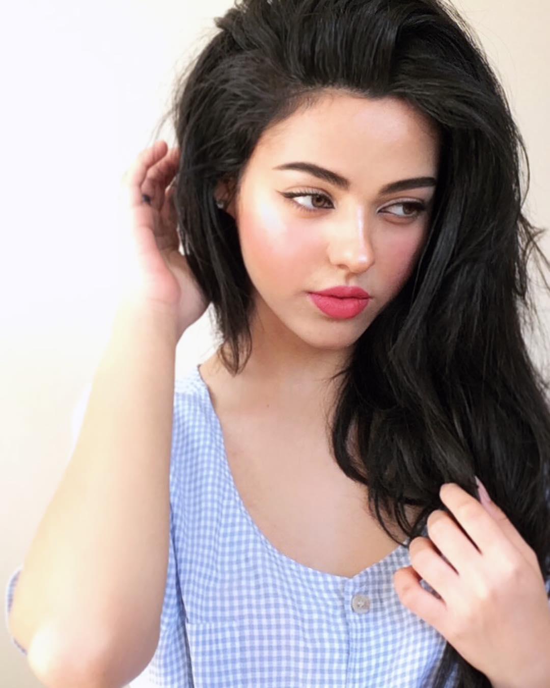 Xuất hiện cô gái khiến fan lầm tưởng Miranda Kerr có chị em thất lạc-4