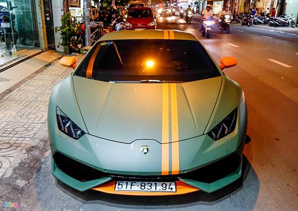 Lamborghini Huracan phong cách máy bay chiến đấu ở Sài Gòn-1
