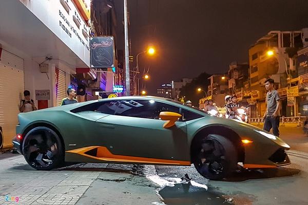 Lamborghini Huracan phong cách máy bay chiến đấu ở Sài Gòn-9