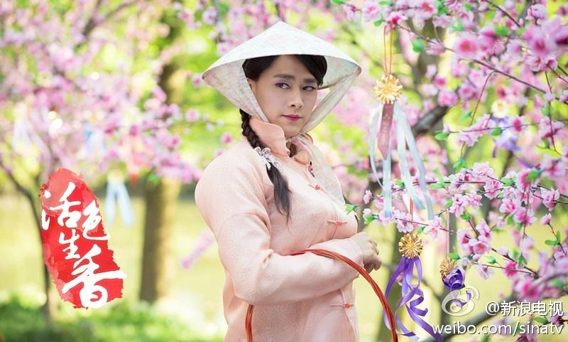 Mỹ nam Hoa ngữ giả gái: Người xinh ngất ngây, kẻ xấu hết hồn-14