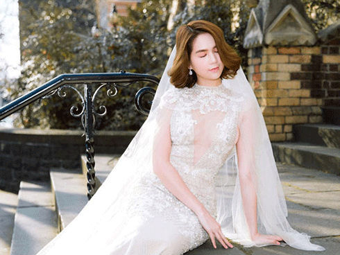 Ngọc Trinh bỏ trốn khỏi đám cưới vẫn đẹp nao lòng