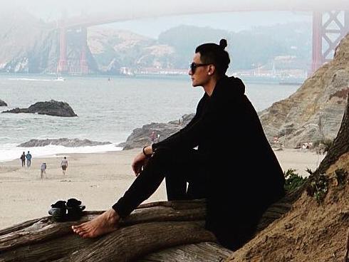 Tin sao Việt 21/8: Ngọc Trinh gây tranh cãi với vòng một xẹp lép-13