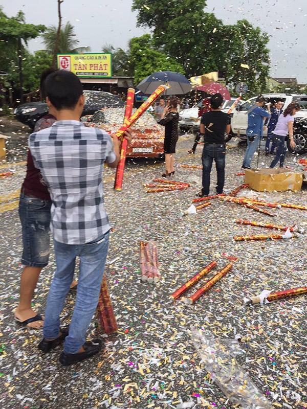 Chú rể trong đám cưới bạc tỷ Nghệ An: Không hối hận về những gì đã làm, miễn vợ cảm thấy hãnh diện-4