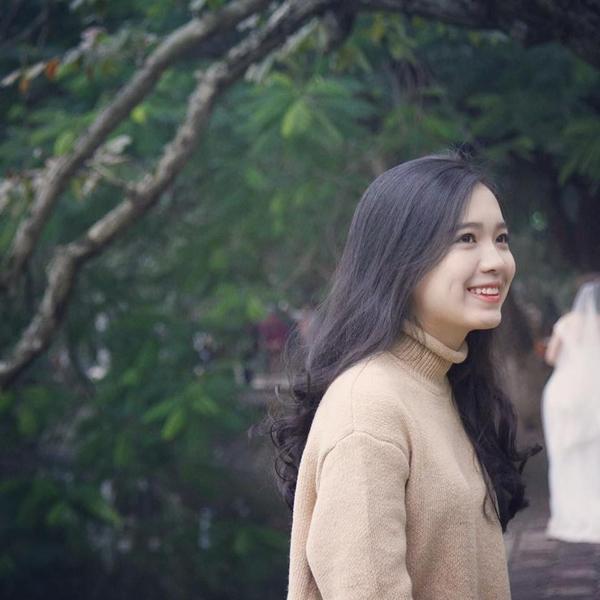 Loạt ảnh chứng minh: Con gái Ngoại thương xinh số 2, chắc chắn không trường nào dám đứng số 1-7