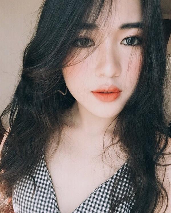 Loạt ảnh chứng minh: Con gái Ngoại thương xinh số 2, chắc chắn không trường nào dám đứng số 1-11