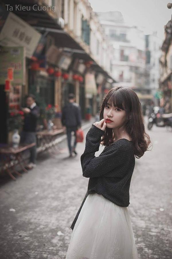 Loạt ảnh chứng minh: Con gái Ngoại thương xinh số 2, chắc chắn không trường nào dám đứng số 1-9