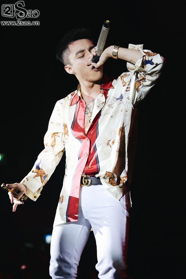 Hồ Ngọc Hà được tôn vinh là biểu tượng sắc đẹp của năm-13