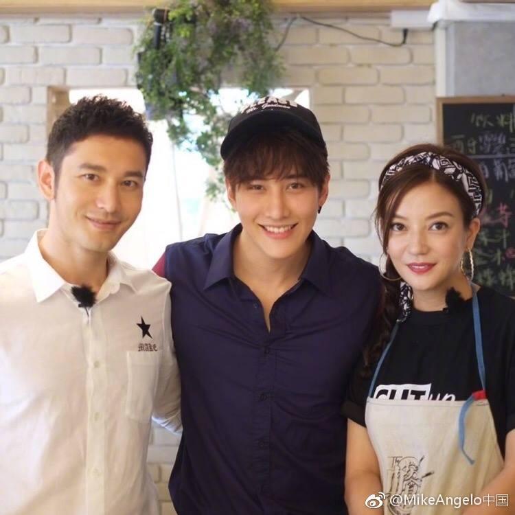 Đã rất lâu rồi Triệu Vy mới lại khoe giọng hát ngọt ngào trên sóng truyền hình-5