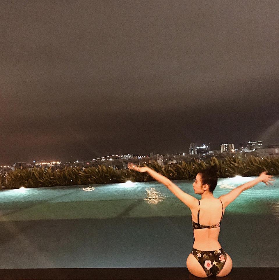 Angela Phương Trinh thiêu đốt ánh nhìn với body quả táo vạn người mê-2