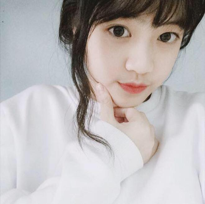 Chưa nhập học, tân sinh viên Học viện Hàng không đã nổi tiếng nhờ ngoại hình xinh đẹp-1