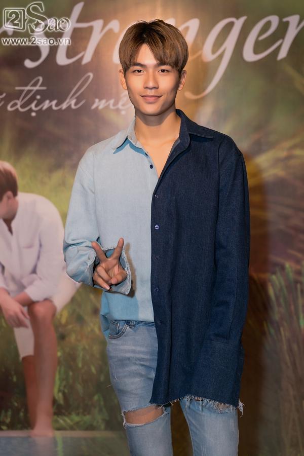 Bông hồng lai MLee khoe chân dài miên man trong ngày ra mắt phim ngắn-5