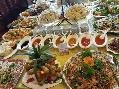 8 địa chỉ buffet chay cực bình dân nên thử ngay cho ngày đầu tháng Vu Lan
