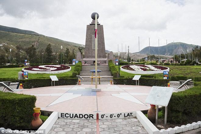 Những địa điểm du lịch nổi tiếng đang lừa du khách-1