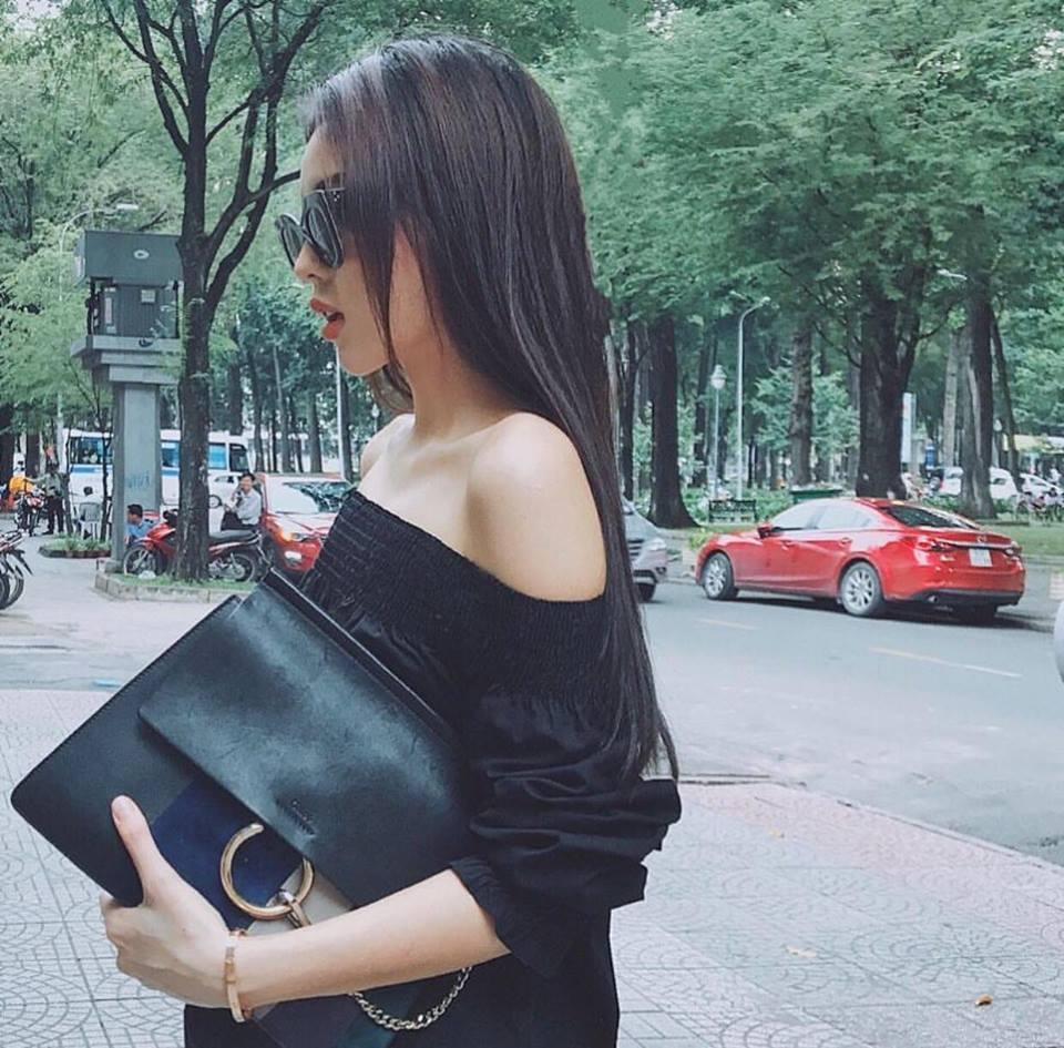 Diện áo một gang, Hòa Minzy - Tóc Tiên đẹp quên lối về trong street style tuần này-6