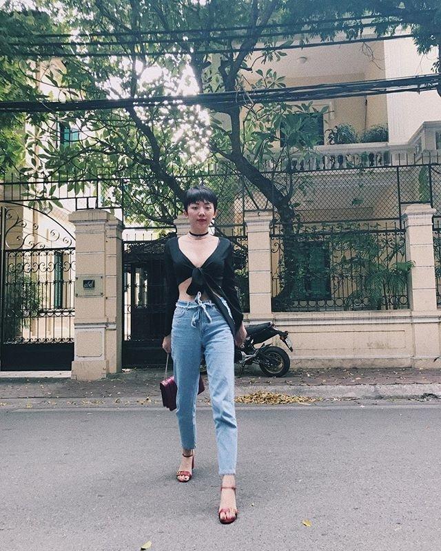 Diện áo một gang, Hòa Minzy - Tóc Tiên đẹp quên lối về trong street style tuần này-9