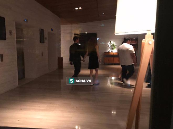 Clip Hà Hồ nắm tay Kim Lý cùng về nhà, chính thức công khai quan hệ yêu đương-5