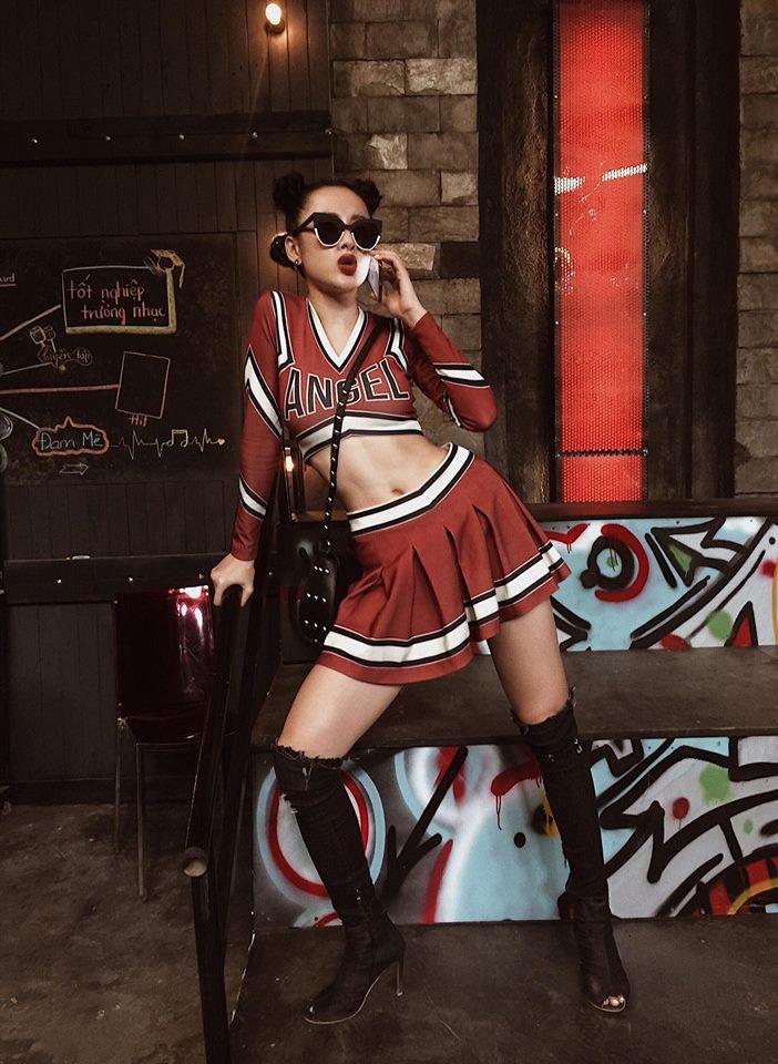 Angela Phương Trinh công khai clip luyện cơ mông bá đạo, dập tan tin đồn photoshop lỗi-1