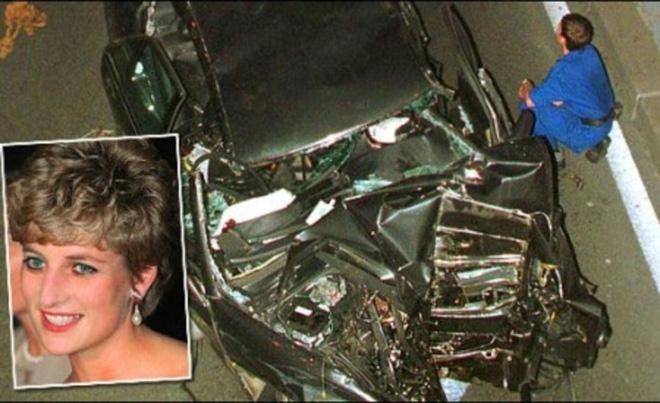 Phút lâm chung, Công nương Diana nắm chặt trong tay 2 vật này, khi được công bố đã khiến cả thế giới xót xa-1