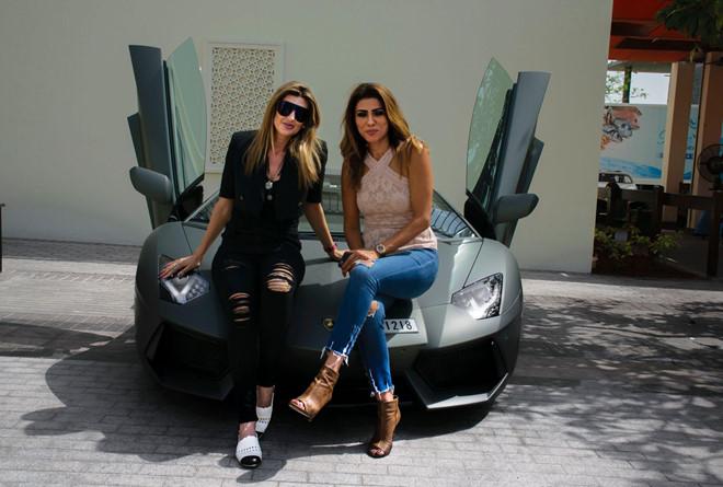 Arabian Gazelles - câu lạc bộ siêu xe cho chị em giàu có-1